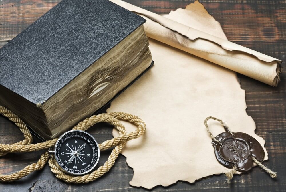 Book_Compass_Parchment.jpg